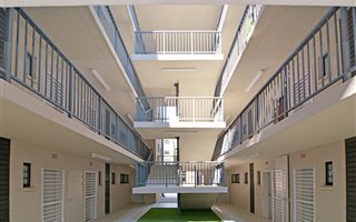 1 Bedroom Apartment in Clubview