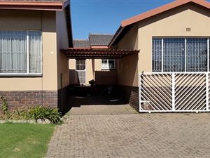 3 Bed House in Del Judor