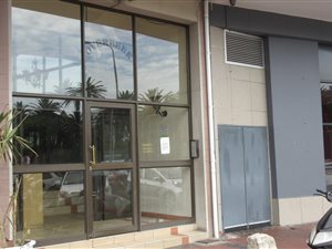 2 Bed Apartment in Mitchells Plain
