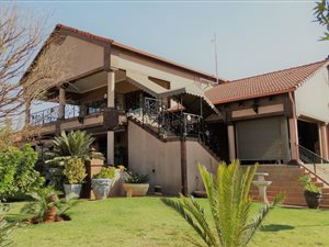5 Bed House in Strydfontein and surrounds