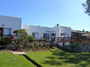 4 Bed House in Winterstrand