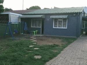 3 Bed Simplex in Caneside