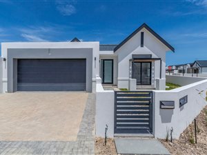 3 Bed House in Sitari
