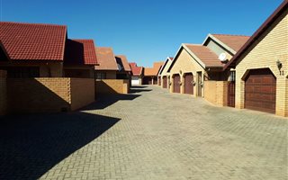 2 Bedroom Townhouse in Culemborg Park
