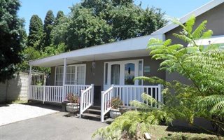 3 Bedroom Garden Cottage in Howick
