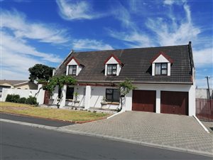 4 Bed House in Riverton