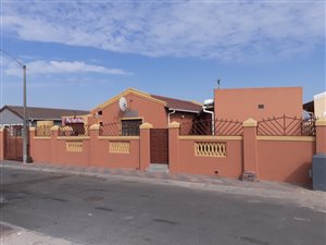 5 Bed House in Phillipi