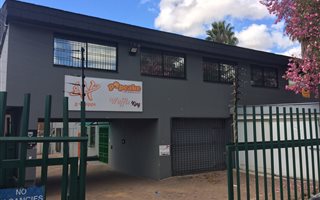 620 m² Industrial space in Marlboro Gardens