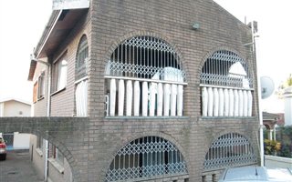 3 Bedroom House in Stanmore