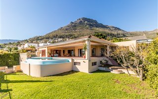 5 Bedroom House in Scott Estate
