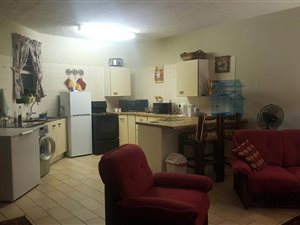 2 Bed Townhouse in Elarduspark
