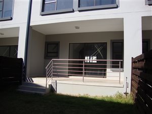 3 Bed Duplex in Paulshof