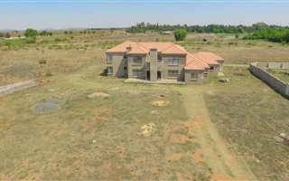 6 Bedroom House in Henley on Klip