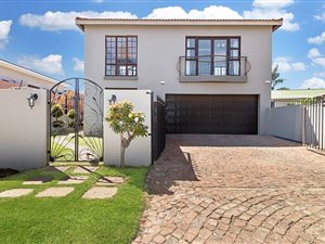 4 Bed House in Menlo Park
