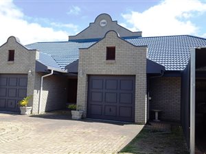 2 Bed Garden Cottage in Fraaiuitsig