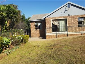 2 Bed House in Lynnwood Manor