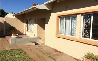 3 Bedroom House in New Park
