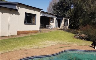 1 Bedroom Garden Cottage in Strubenvale