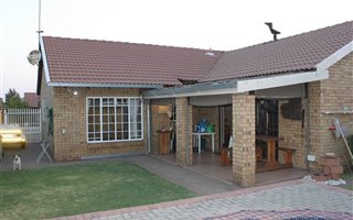 3 Bedroom Townhouse in Reyno Ridge
