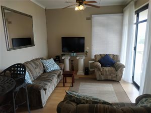 3 Bed Apartment in Uvongo