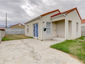 3 Bed House in Broadlands