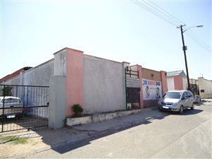 471 m² Land available in Hagley