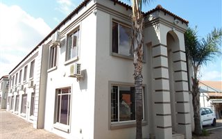 587 m² Office Space in Doringkloof