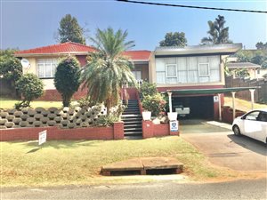 4 Bed House in Montclair
