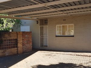 1 Bed Flat in Klisserville