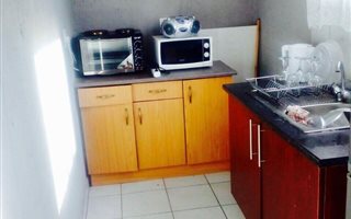 1 Bedroom Garden Cottage in Elsburg