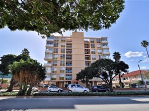 2 Bed Apartment in Richmond Hill