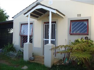 2 Bed House in Victoria Park