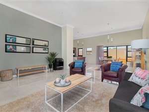 3 Bed House in Louwlardia
