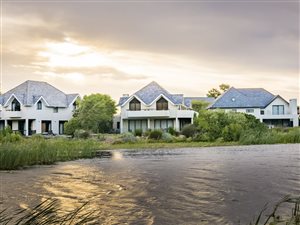 4 Bed House in Pearl Valley