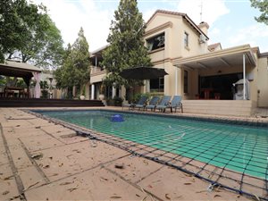 5 Bed Townhouse in Maroeladal