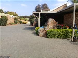 2 Bed Flat in Die Wilgers
