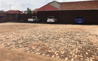 16 Bedroom Flat in Lenasia