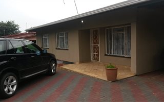3 Bedroom House in Vanderbijlpark CW4