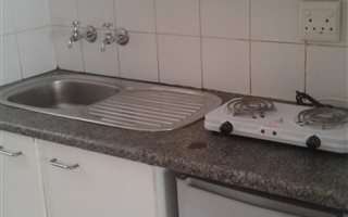 1 Bedroom Apartment in Glen Austin