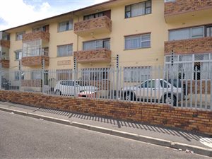 2 Bed Apartment in Glenlily
