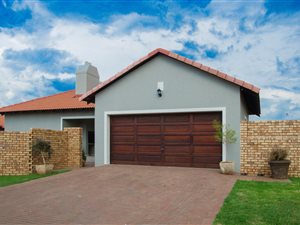 3 Bed Simplex in Monavoni