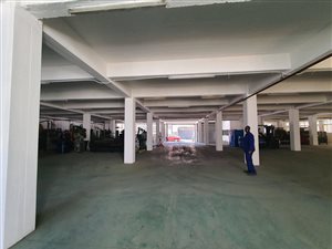 2000 m² Industrial space in Jacobs