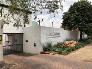 3 Bed Apartment in Rosebank