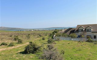 1225 m² Land available in Langebaan North