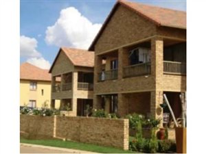 2 Bed Apartment in Ruimsig