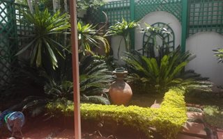 4 Bedroom Duplex in Faerie Glen