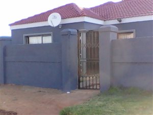 3 Bed House in Bram Fisherville
