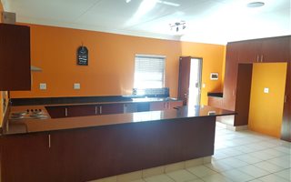 3 Bedroom Apartment in Albemarle