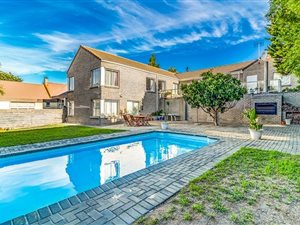 4 Bed House in Welgedacht