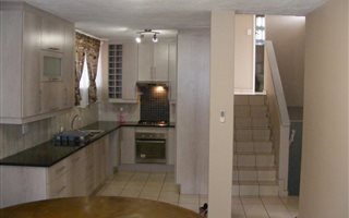 3 Bedroom Duplex in Murrayfield